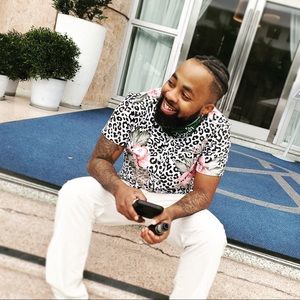 Meet your Posher, Derrick